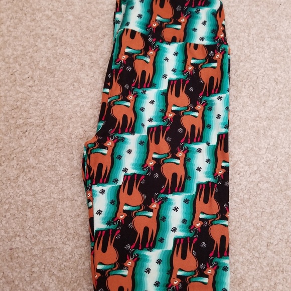 LuLaRoe Pants - ⚠️FINAL PRICE⚠️LuLaRoe Reindeer Leggings